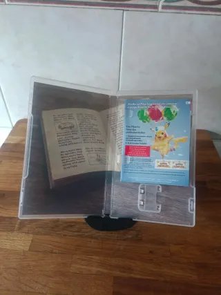 Carátula Pokémon Púrpura Nintendo Switch