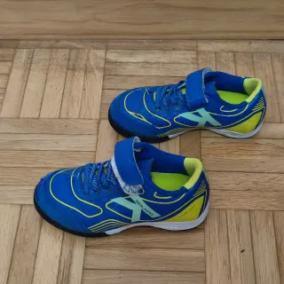 Botas de fútbol para niño talla 27