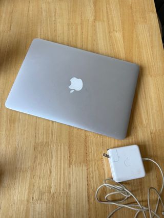 MacBook Pro 13” Plata