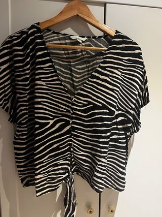 Blusas Talla L varios modelos