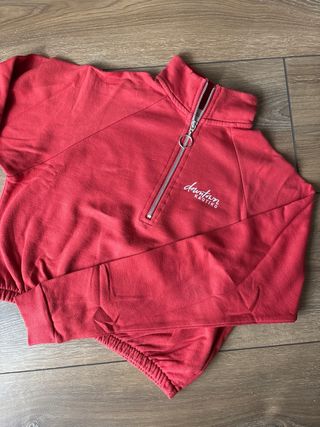 Sudadera Kaotiko roja con cremallera