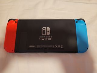 Nintendo Switch Roja y Azul con Caja