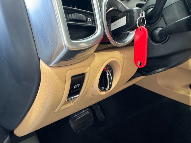 Porsche Cayenne 2015