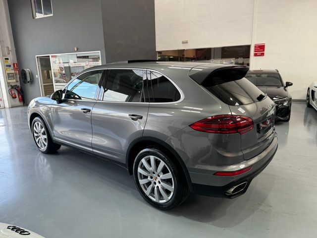 Porsche Cayenne 2015