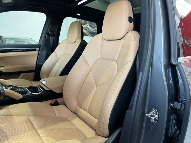 Porsche Cayenne 2015