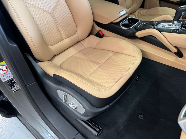 Porsche Cayenne 2015