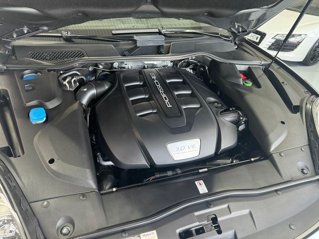 Porsche Cayenne 2015