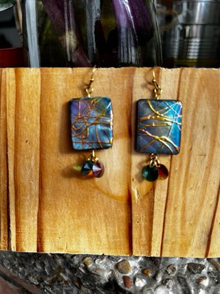 Bisutería artesanal pendientes hechos a mano