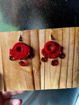 Bisutería artesanal pendientes hechos a mano