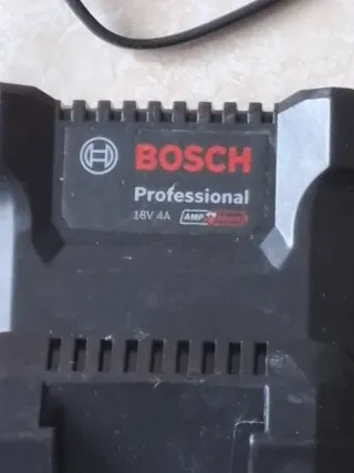 Taladro profesional Bosch 18V 4.0Ah. 