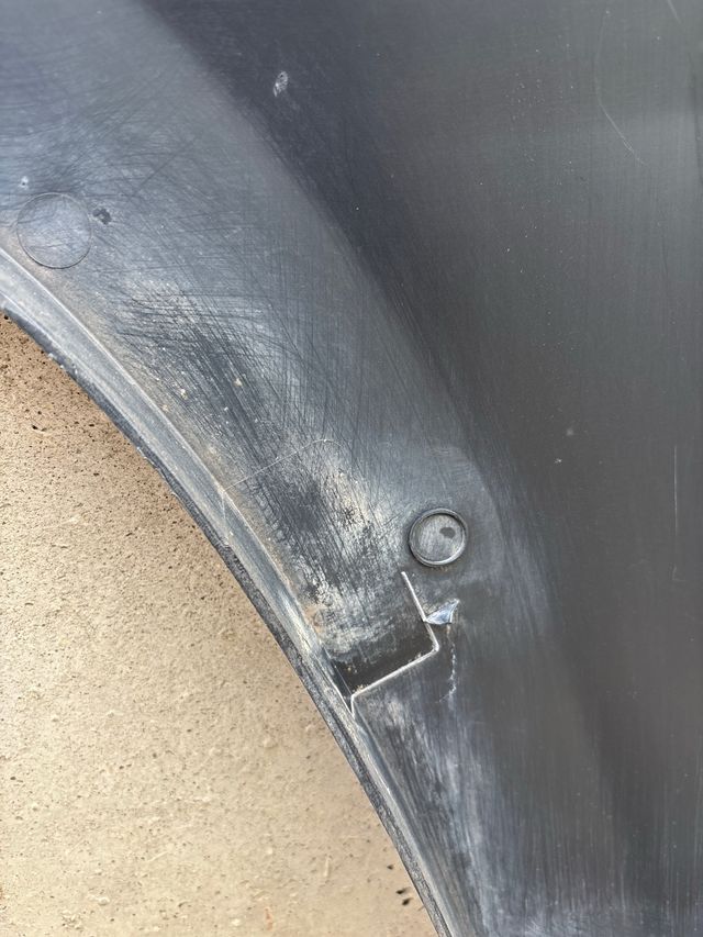 Plástico Paso Rueda Iveco Daily