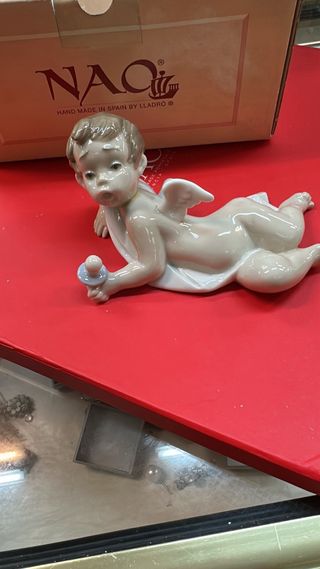 Figura Nao Lladro Ángel con Chupete