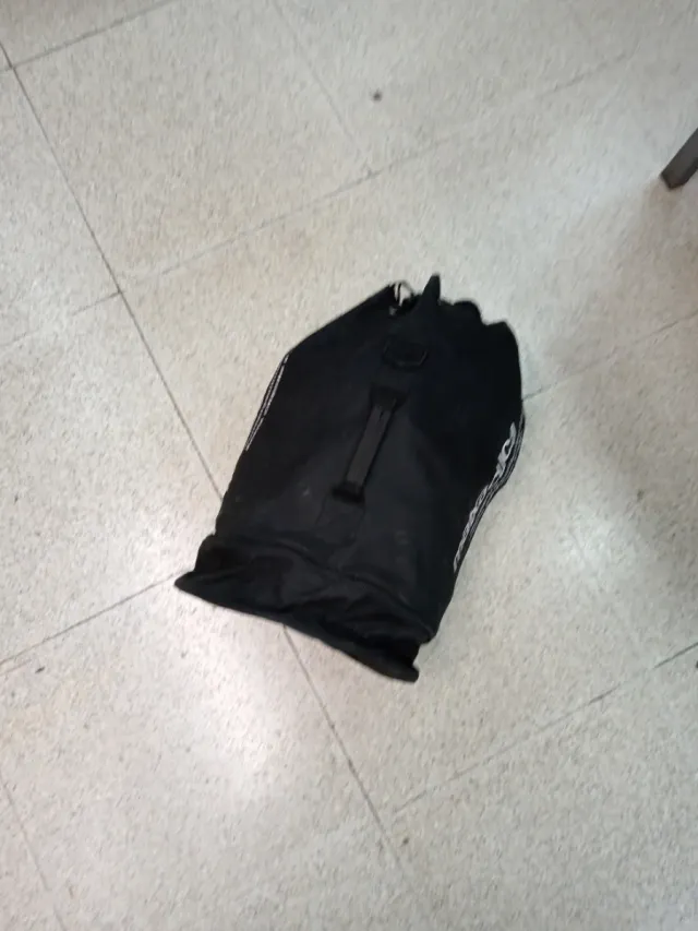 Traje de neopreno Mares con capucha