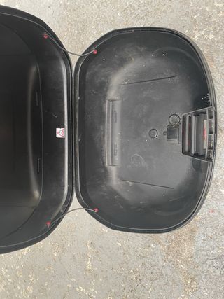 maleta casco Yamaha Fazer S2 con soporte