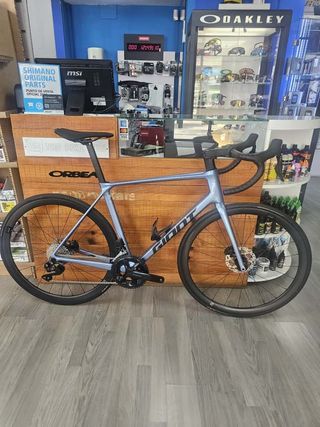 Giant TCR Adv 0 PC 2024 Talla M/L