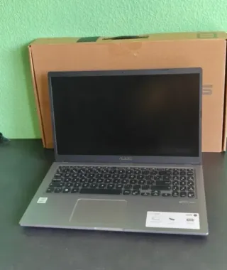 Asus VivoBook 15,6" i7 512SSD 8RAM