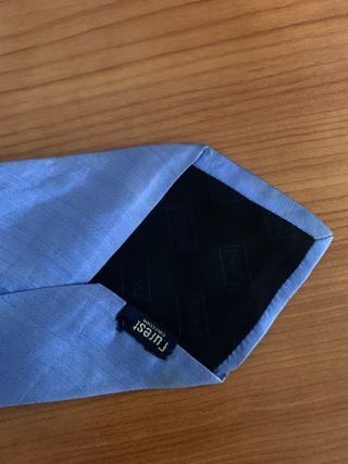 Corbata azul
