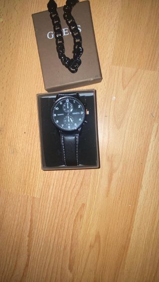 Reloj y pulsera Guess negros