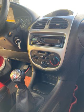 Peugeot 206 cc 2001