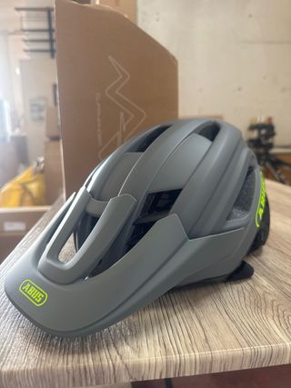 Casco MTB ABUS CliffHanger grigio