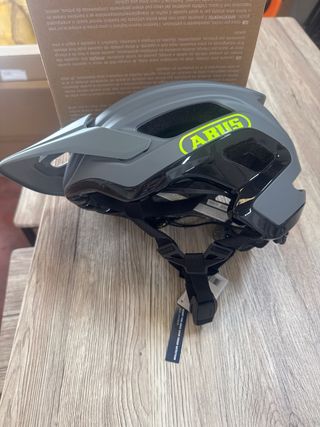 Casco MTB ABUS CliffHanger grigio