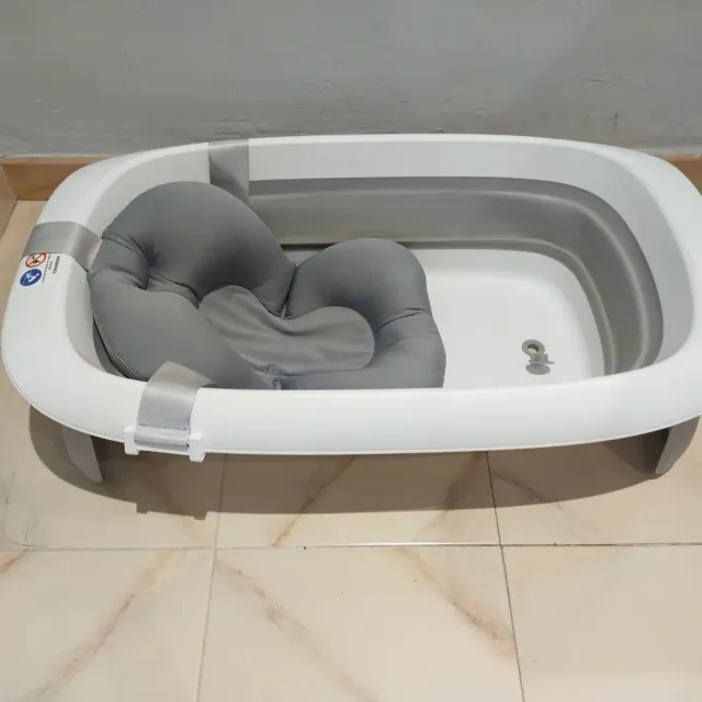 Bañera Bebé Twistshake, Cojín Baño y jarra