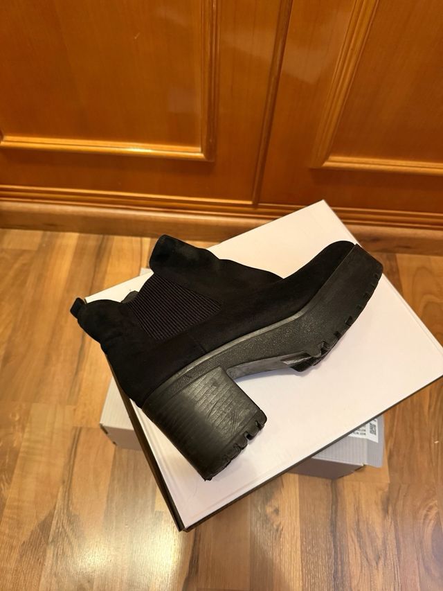 Botines negros plataforma tacón