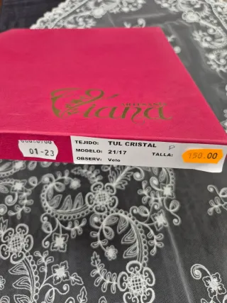 Mantilla de encaje tul cristal
