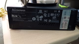 Lenovo Mini PC , teclado,ratón y monitor 