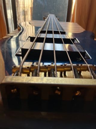 Bajo Yamaha TRB II 5 cuerdas 