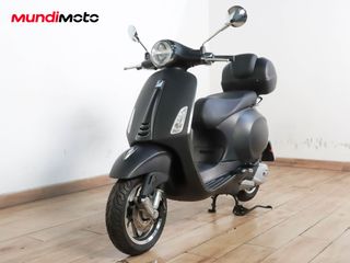 VESPA PRIMAVERA 125 S