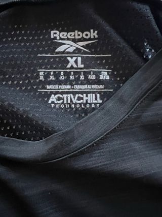 Camiseta Reebok Negra Talla XL