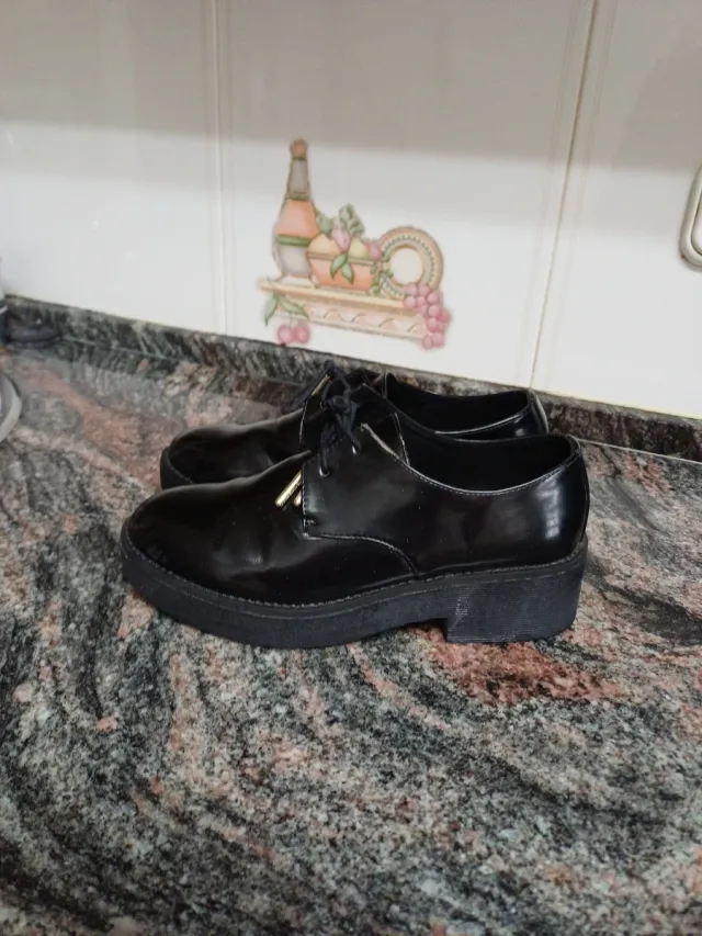 Zapatos negros