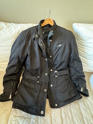 Chaqueta moto Stella mujer. Talla-L. Como nueva.