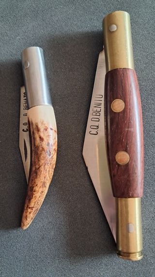 2 coltelli fatti a mano C.Q. D. BENITO