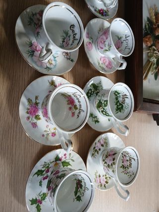 Set 12 Tazze Caffè Mesi Inglesi Porcellana
