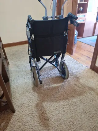 Silla de ruedas en perfecto estado