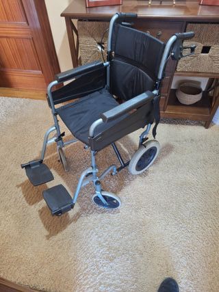 Silla de ruedas en perfecto estado