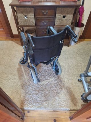 Silla de ruedas en perfecto estado