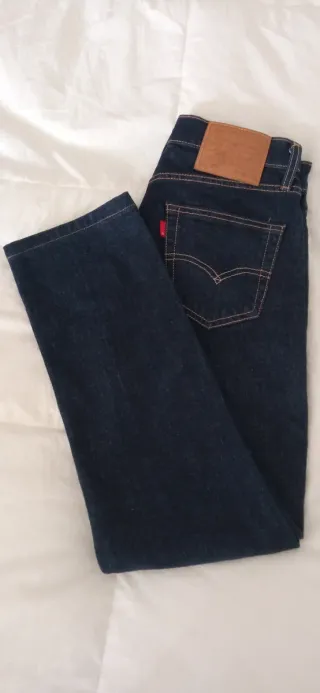 Pantalón vaquero Levi's 511 azul. Nuevo.