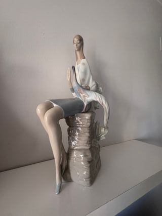 Figura Porcelana Lladró "Dama del faisán" 