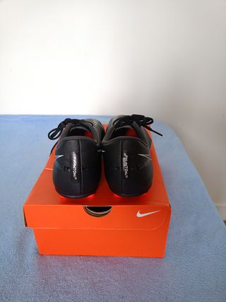 Zapatillas Nike Phantom GT2 Club FG/MG Talla 42