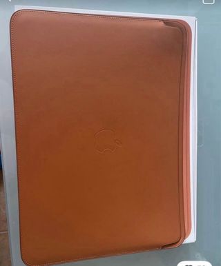 Funda Original Apple MacBook Air/Pro 13 Marrón