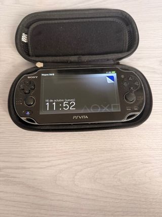 PlayStation Vita PCH-1104 Negra