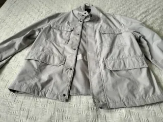 Chaqueta beige hombre