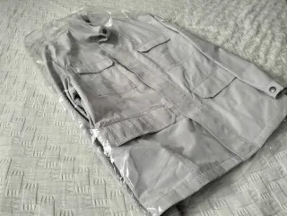Chaqueta beige hombre