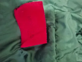 Chaqueta acolchada verde con capucha talla m