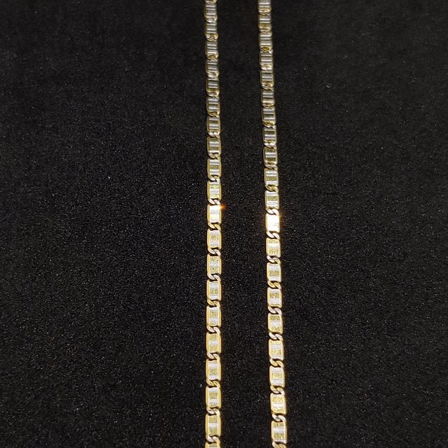 Cadena Diseño de oro de 18k, 5.12 g, 45 cm.