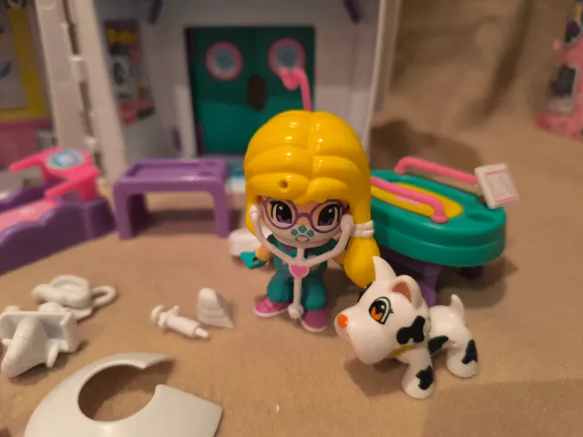 Pinypon Hospital Mascotas + Figura y Mascota