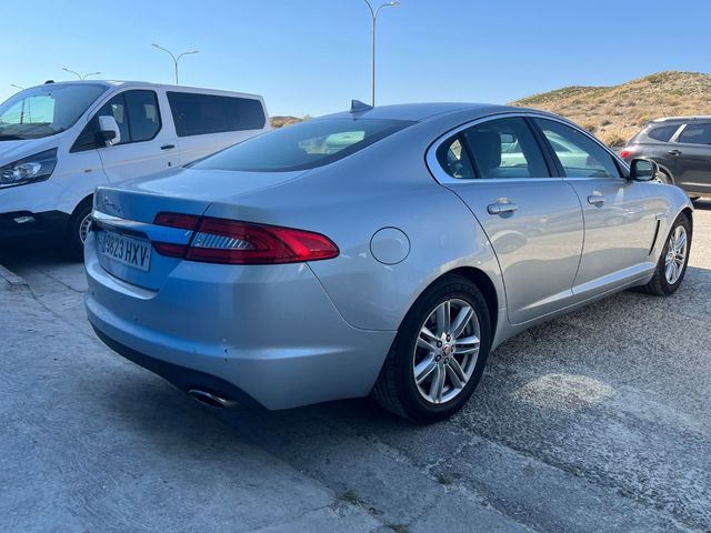 Jaguar XF 2014